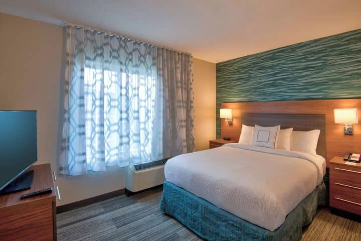 Room 14 of 45